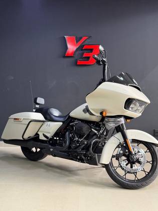 HARLEY-DAVIDSON ROAD GLIDE SPECIAL 